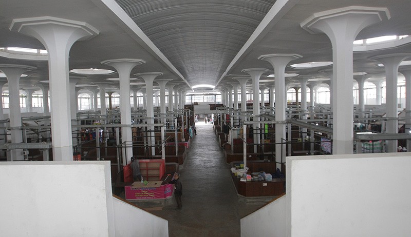 Potret Kehidupan Pedagang dan Kemegahan Arsitektur Pasar Johar Semarang - Bagian 3