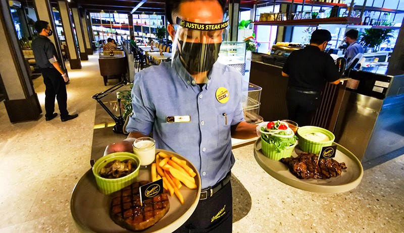 Menikmati Steak Premium di Jakarta Tanpa Durasi Waktu Makan saat PPKM Level 1 - Bagian 3