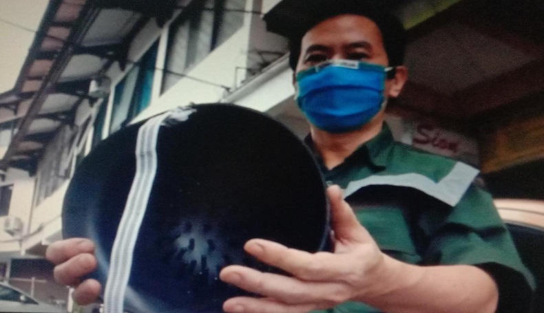 Kreatif, Warga Bandung Ciptakan Helm Antingantuk saat Berkendara