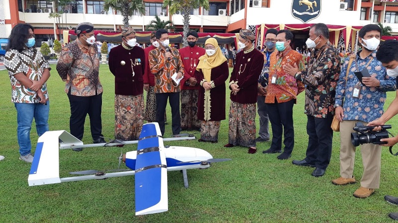 ITS Uji Coba Drone Pengantar Kebutuhan Medis untuk Pulau Terpencil di Jatim