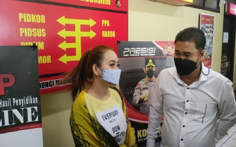 DJ Cantik di Palembang Ditangkap Polisi karena Promosikan Situs Terlarang di Medsos