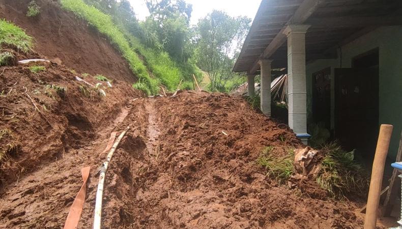Longsor Landa Lereng Gunung Lawu, 1 Warga Tewas Tertimpa Material Bangunan
