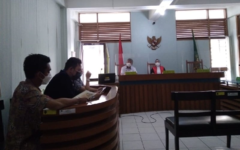 title Ini Alasan Tersangka Pinjol Ilegal Ajukan Praperadilan, Pengacara: AZ Pertanyakan Dasar Hukum Ini Alasan Tersangka Pinjol Ilegal Ajukan Praperadilan, Pengacara: AZ Pertanyakan Dasar Hukum
