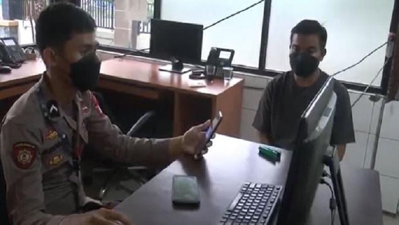 Senggol Camat hingga Patah Kaki, Sopir Angkot Dikeroyok Oknum Anggota DPRD dan Warga