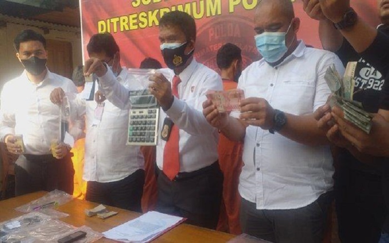Bandar Togel Khusus Pelosok Ditangkap, Datangi Tiap Rumah Omzet Capai Rp8 Juta per Hari  