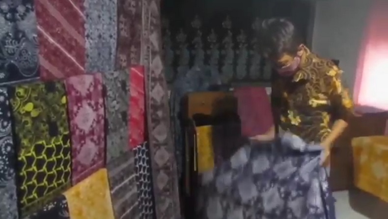 Usung Motif Nanas, Tangkuban Parahu, dan Sisingaan, Batik Tulis Subang Mampu Bertahan