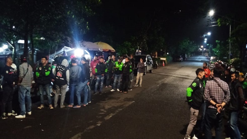 Puluhan Driver Ojol Kepung Polrestabes Bandung, Laporkan Kasus Penodongan Pakai Senpi
