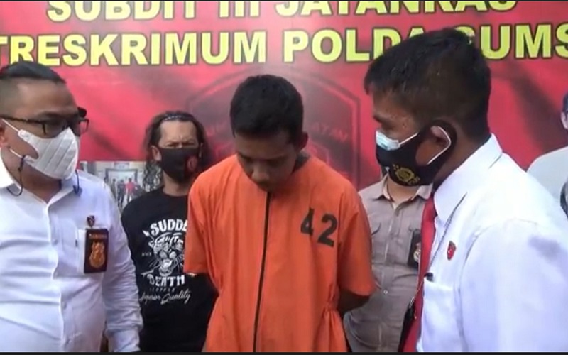 Aksinya Viral di Media Sosial, Penjambret Handphone Tertunduk Malu Ditangkap Polisi 