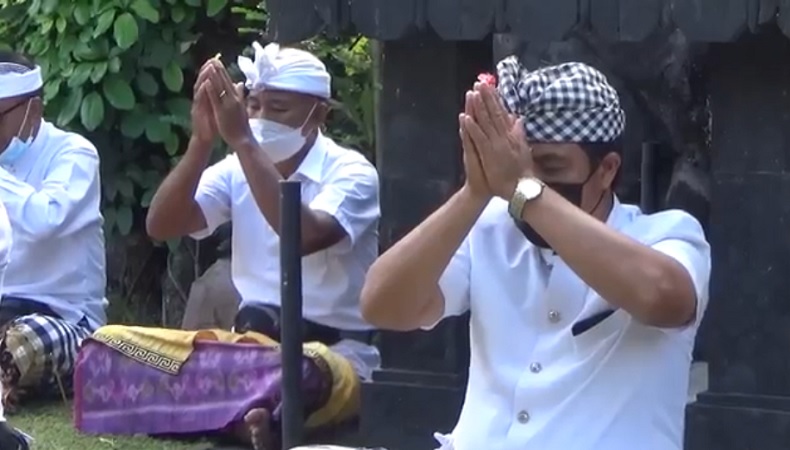 Bali Masih PPKM, Persembahyangan Hari Raya Galungan Tetap Patuhi Prokes 
