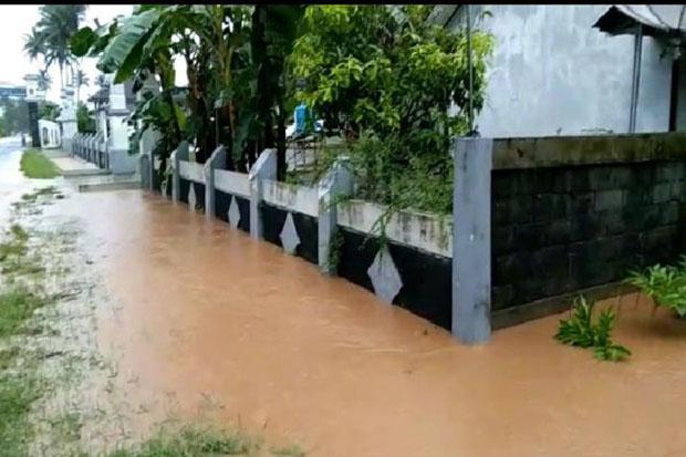 Hujan Deras Sebabkan Banjir dan Longsor di Gunungkidul