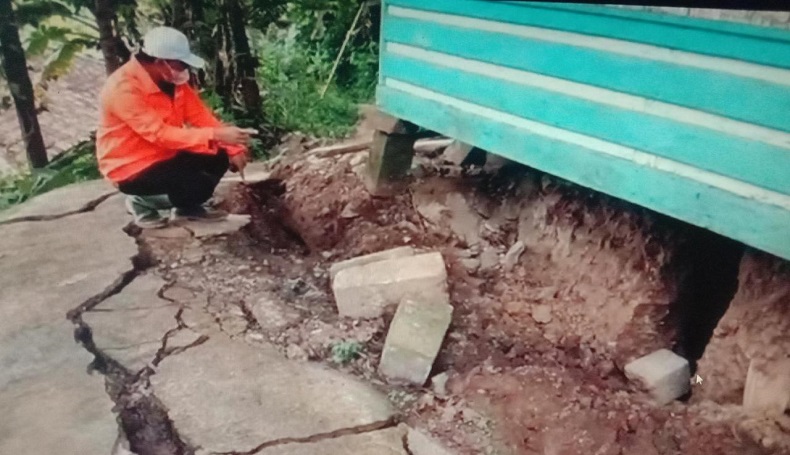 Gerakan Tanah Terjang 4 Kampung di Campaka Cianjur, Warga Mengungsi