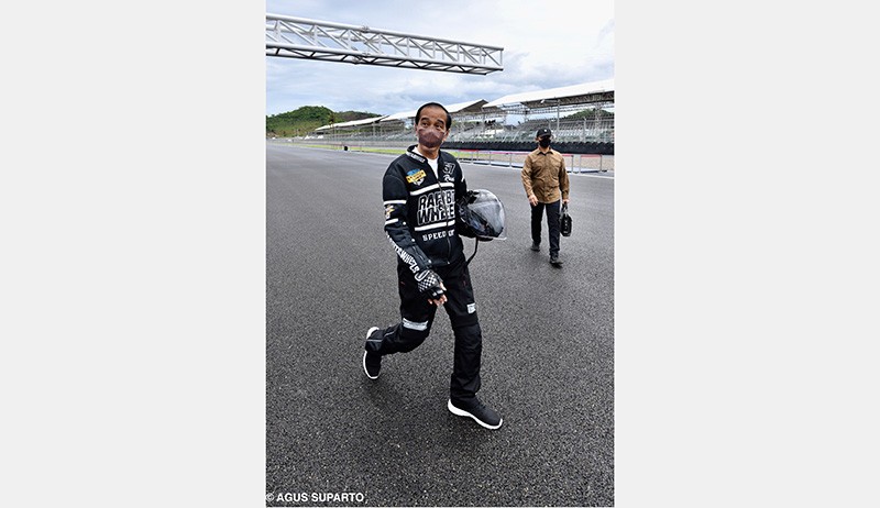 Penampakan Kawasaki W175 Custom Milik Presiden Jokowi, Warna Hijau Ada Tulisan RI 1 - Bagian 3