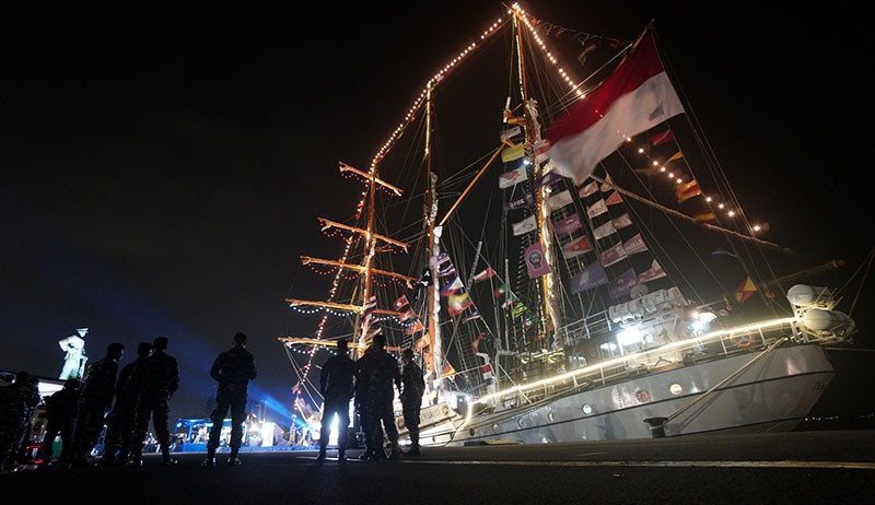 KRI Dewaruci Jadi Venue Surabaya Pahlawan Jazz - Bagian 1