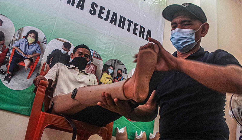 MNC Peduli-YEMI Kolaborasi Berikan Kaki Palsu untuk Penyandang Tunadaksa - Bagian 1