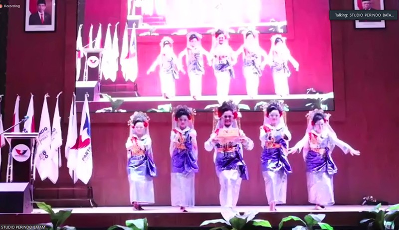 Foto-Foto Hary Tanoesoedibjo Buka Rakorwil Partai Perindo Kepri - Bagian 4