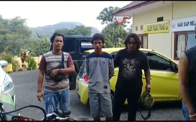 title Teringat Penderitaan Saudara Perempuannya, Pria Lahat Ini Bunuh Tetangga dengan Sadis Teringat Penderitaan Saudara Perempuannya, Pria Lahat Ini Bunuh Tetangga dengan Sadis