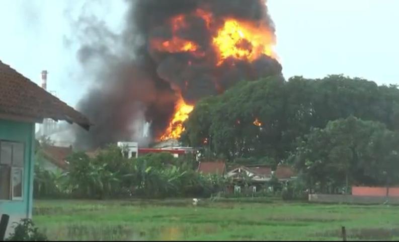 title Tangki Kilang Minyak Cilacap Terbakar, Pertamina Patra Niaga Pastikan Stok dan Distribusi Aman Tangki Kilang Minyak Cilacap Terbakar, Pertamina Patra Niaga Pastikan Stok dan Distribusi Aman