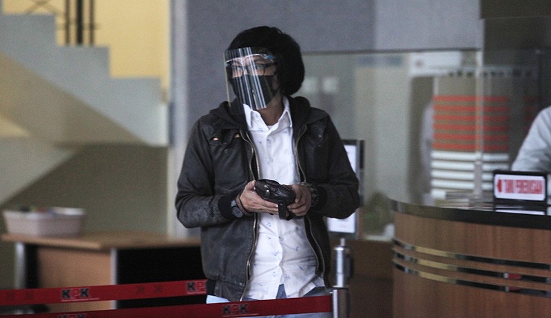 Politikus Muda Partai Golkar Aliza Gunado Diperiksa KPK - Bagian 2