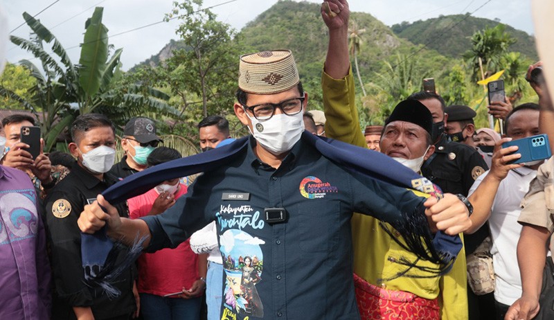 Menteri Sandiaga Apresiasi Desa Wisata Bubohu Tawarkan Paket Wisata Religi untuk Kebangkitan Ekonomi - Bagian 1