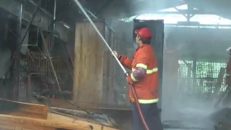 Kebakaran di Air Besar Ambon, Diduga karena Korsleting Listrik Kabel Induk PLN