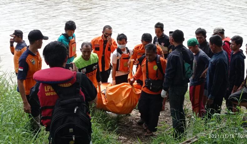  Santri yang Hanyut Tenggelam saat Seberangi Kali Kuto Kendal Ditemukan Tewas