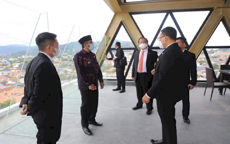 Wako Hendri Septa Sambut Baik Hadirnya Hotel Santika Premiere Padang
