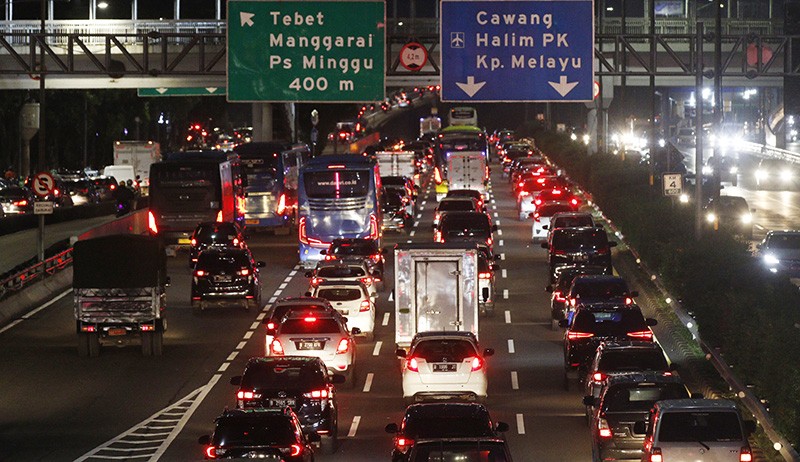 PPKM Level 1, Lalu Lintas Wilayah Jakarta Meningkat 40 Persen - Bagian 2