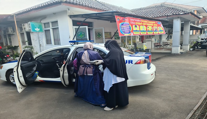 Hendak Mudik ke Pekalongan, Ibu Muda Melahirkan Dalam Mobil PJR di Tol Palikanci Cirebon