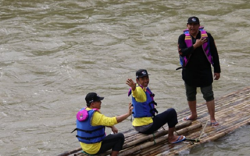 Isi Ceramah di HSS, UAS Ngaku Baru Pertama Kali Naik Bamboo Rafting