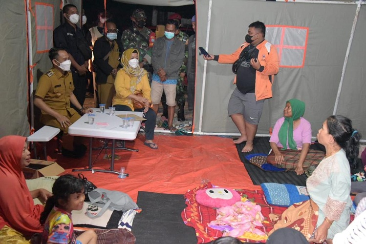 Wali Kota Palangka Raya Pastikan Kebutuhan Pengungsi Banjir Terpenuhi