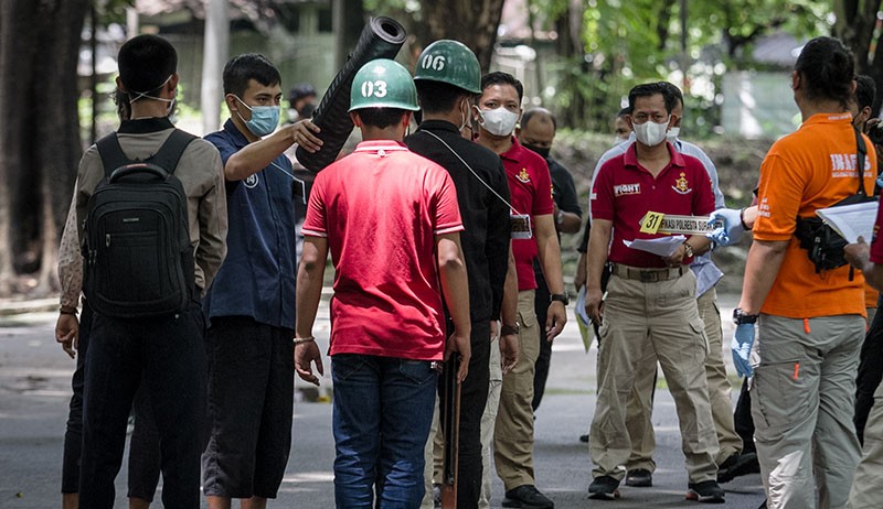 Tersangka Peragakan 69 Adegan Kekerasan Menwa UNS saat Reka Ulang Kematian Gilang - Bagian 3