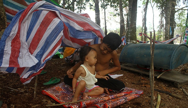 Puluhan Korban Banjir Sintang Mengungsi di Hutan, Butuh Bantuan Air Bersih-Sembako - Bagian 2