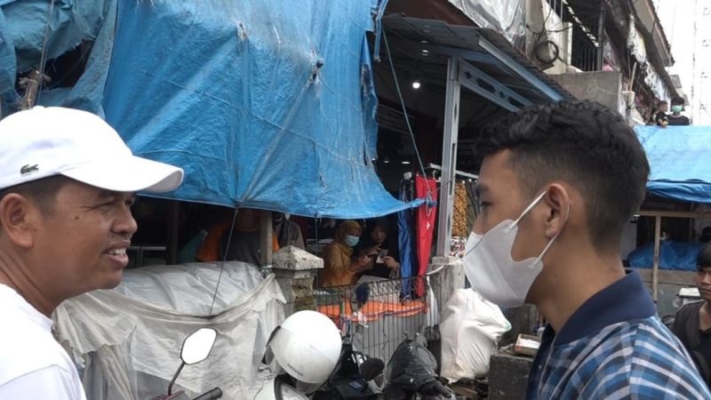 Video Viral Dedi Mulyadi Debat dengan Mahasiswa di Pasar Rebo Purwakarta