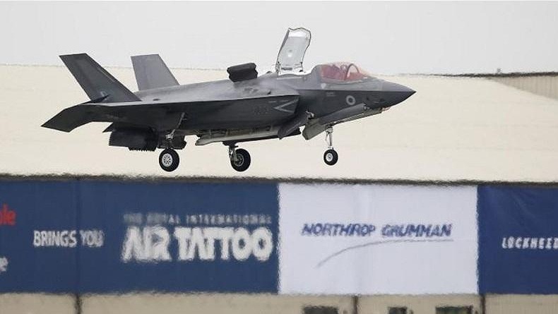 Pesawat Jet F-35 Inggris Jatuh di Laut Mediterania, Pilot Dilaporkan Selamat