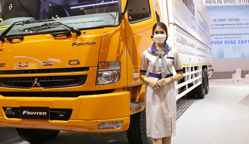 Penampilan SPG Cantik Mencuri Perhatian Pengunjung GIIAS 2021 - Bagian 5