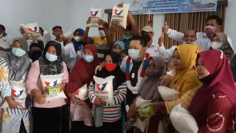 Terima Bantuan Sekarung Beras dari Perindo Jambi, Warga di Bungo Senang