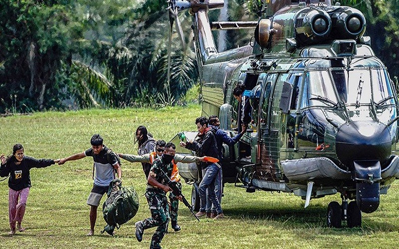 Prajurit TNI Korban Penyerangan KKB di Yahukimo Dievakuasi Pakai Helikopter 