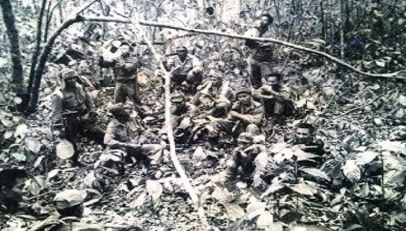 title Kisah Horor Prajurit Kopassus Tersesat 18 Hari di Hutan Papua: Kaki Dipijat Sosok Misterius Kisah Horor Prajurit Kopassus Tersesat 18 Hari di Hutan Papua: Kaki Dipijat Sosok Misterius