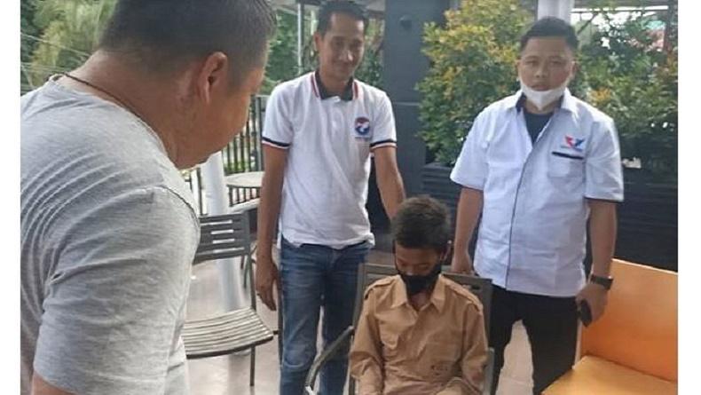 Senyum Nabil, Bocah Pemulung yang Sempat Putus Sekolah Terima Santunan dari Perindo Jambi
