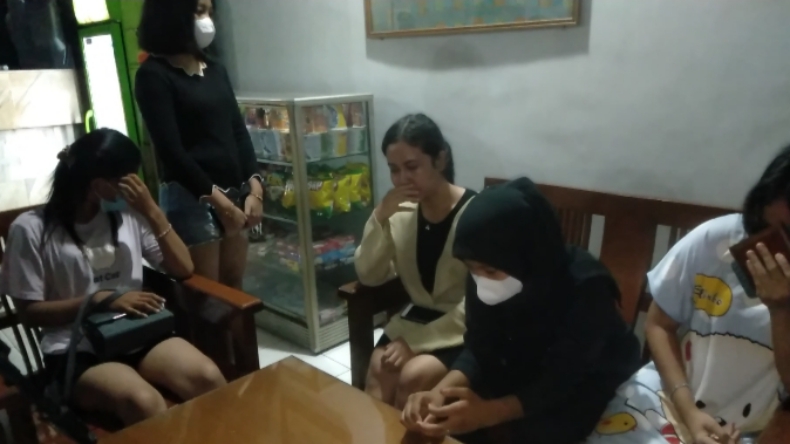 Diduga Pesta Seks di Kamar Hotel, 6 Orang Asal Jambi Digerebek Polisi