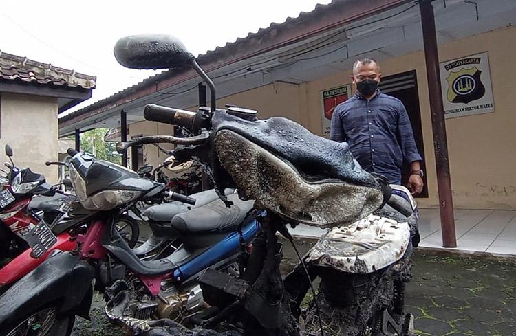 Selang Bensin Lepas, Motor Buruh Gendong Terbakar di Pasar Bendungan Kulonprogo