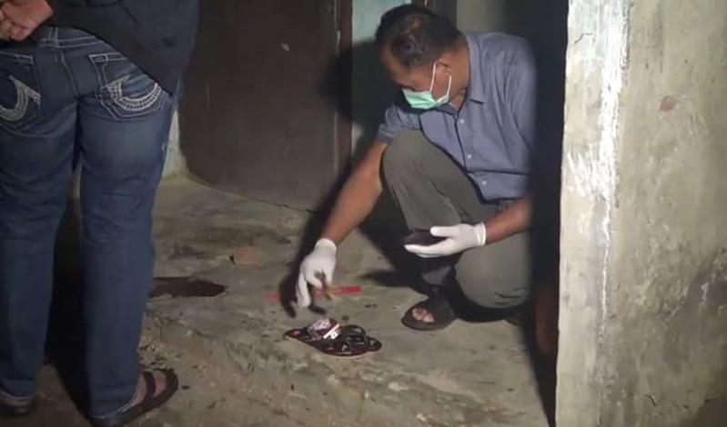 Tegal Gempar, Suami Tusuk Istri hingga Tewas Bersimbah Darah di Depan Anak Balitanya