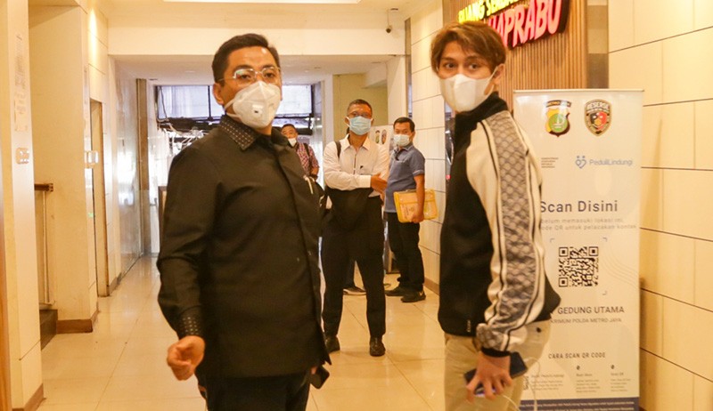 Konsultasi, Rizky Billar Datangi Polda Metro Jaya - Bagian 3