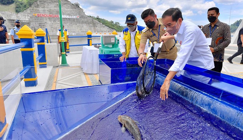 Foto-Foto Presiden Jokowi Resmikan Bendungan Karalloe Senilai Rp1,27 Triliun - Bagian 4
