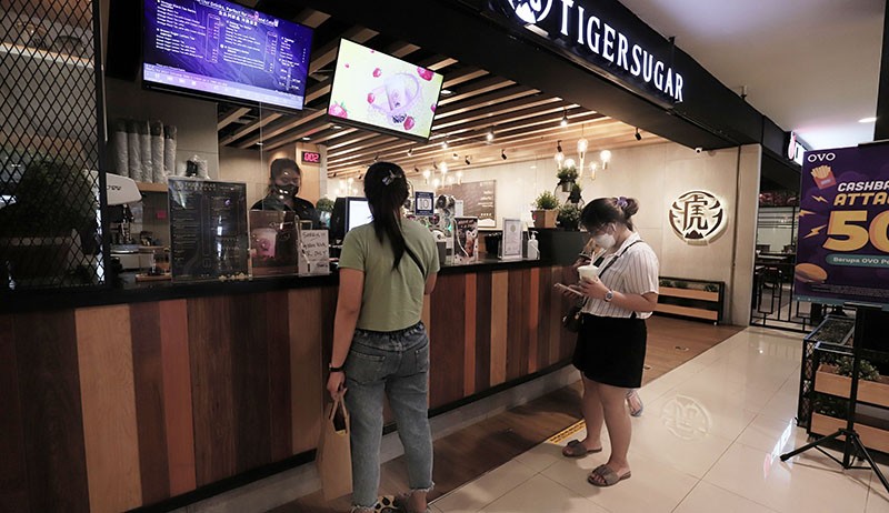 Makan di Restoran Akan Dibatasi 1 Jam saat Libur Natal dan Tahun Baru - Bagian 2