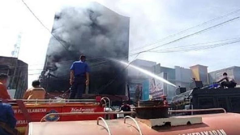 Kebakaran di Bengkulu, Ibu dan 2 Anak Ditemukan Tewas Berpelukan