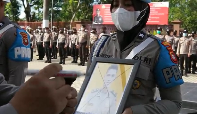 title Brigadir DY Anggota Polresta Pontianak Dipecat karena Cabuli Pelajar Brigadir DY Anggota Polresta Pontianak Dipecat karena Cabuli Pelajar