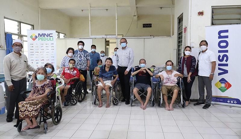 MNC Sky Vision dan MNC Peduli Berikan Bantuan untuk Lansia di Jakarta Barat  - Bagian 3