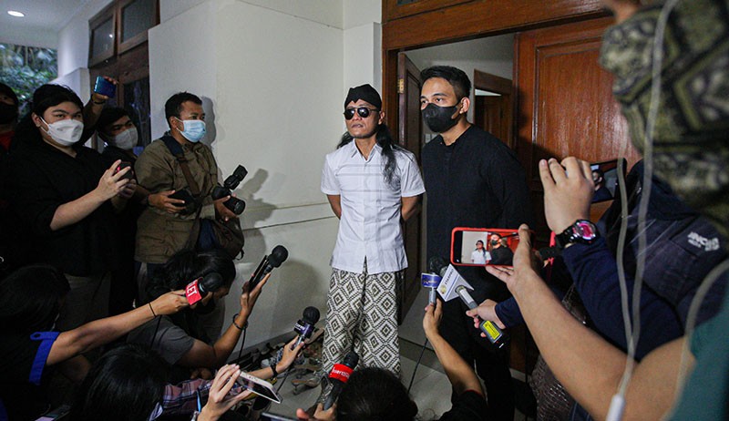 Gus Miftah Undang Naga Lyla dan Vicky Shu Ikuti Kajian di Omah Asa - Bagian 2