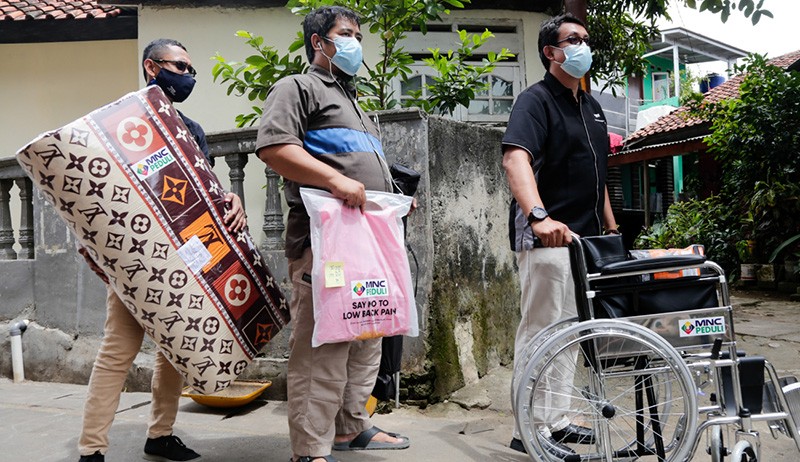 MNC Peduli Salurkan Bantuan untuk Slamet, Penyandang Cerebal Palsy Sejak Lahir - Bagian 6